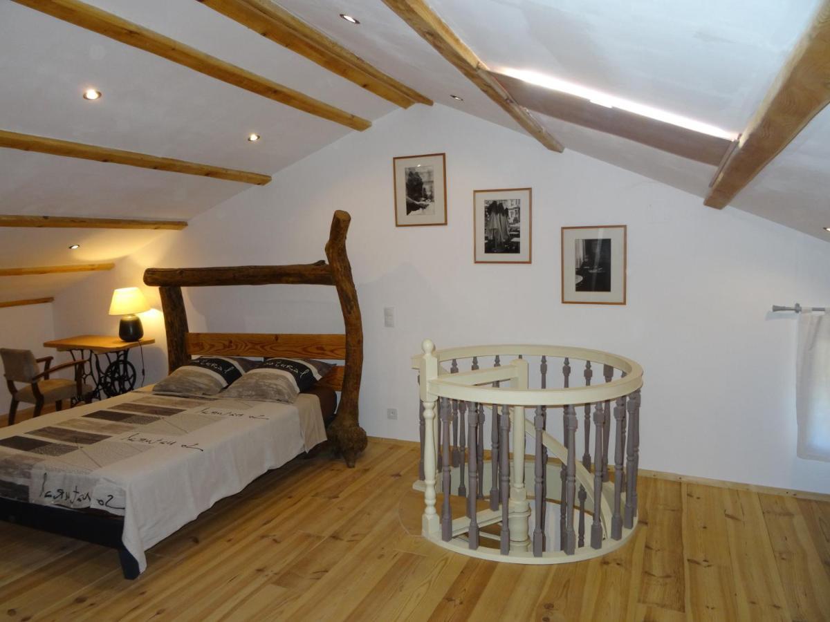 Le Mas Du Galibot Chambre Cambalotte Saint-Florent-sur-Auzonnet Exterior photo
